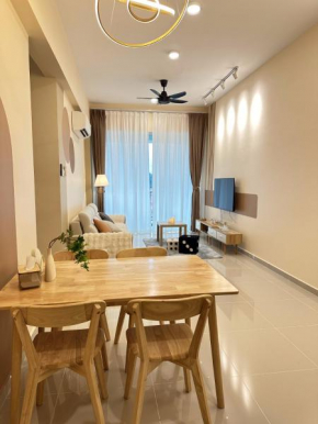 Stylish Bearbrick 3R2B Home sandakan